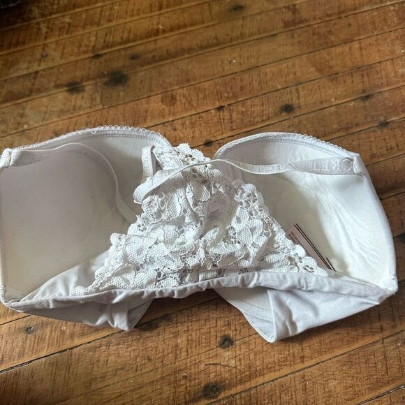 Victoria’s Secret body lace racerback Perfect Shape 32DDD bra - Picture 2 of 3